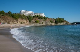 Hotel_from_beach_2023